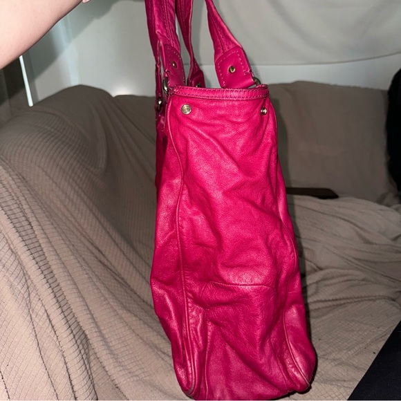 Magenta Marc by Marc Jacobs bag - Picture 5 of 10